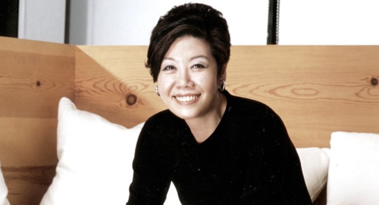 Lee Hwa Kyung ⋆ Penulispro.net
